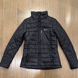 Women’s XS Patagonia Nano Puff Jacket